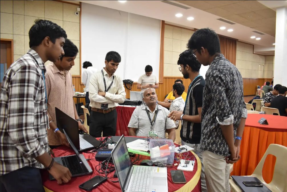 A team presenting its prototype for review at Makeathon 2026